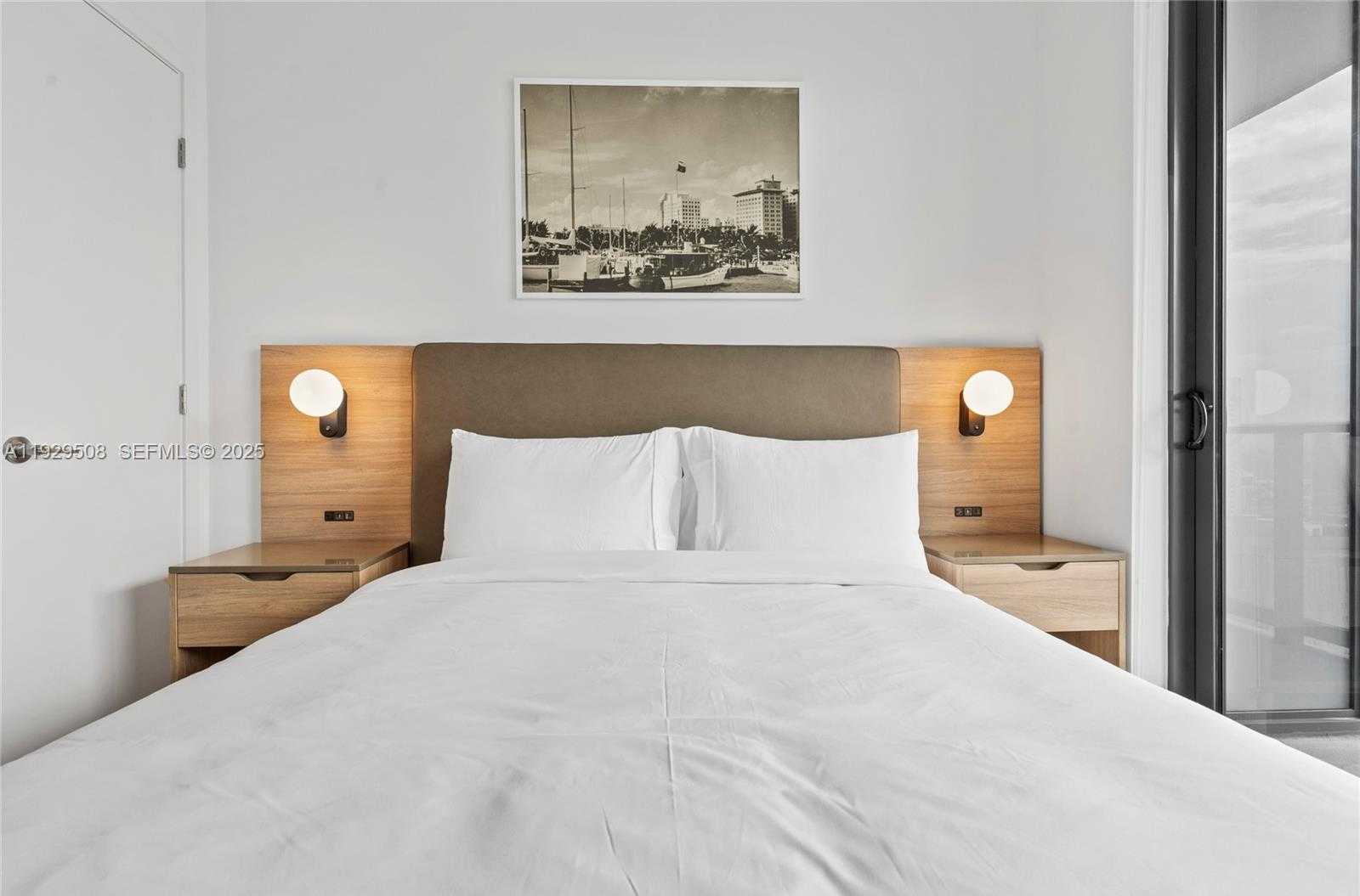 Small Image of 159 NORTH EAST 6TH ST #2905, Miami Number 13