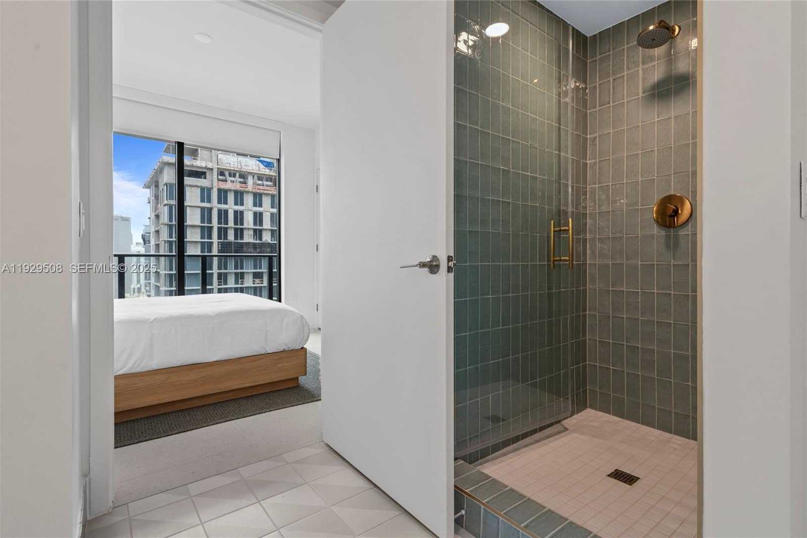 Small Image of 159 NORTH EAST 6TH ST #2905, Miami Number 24