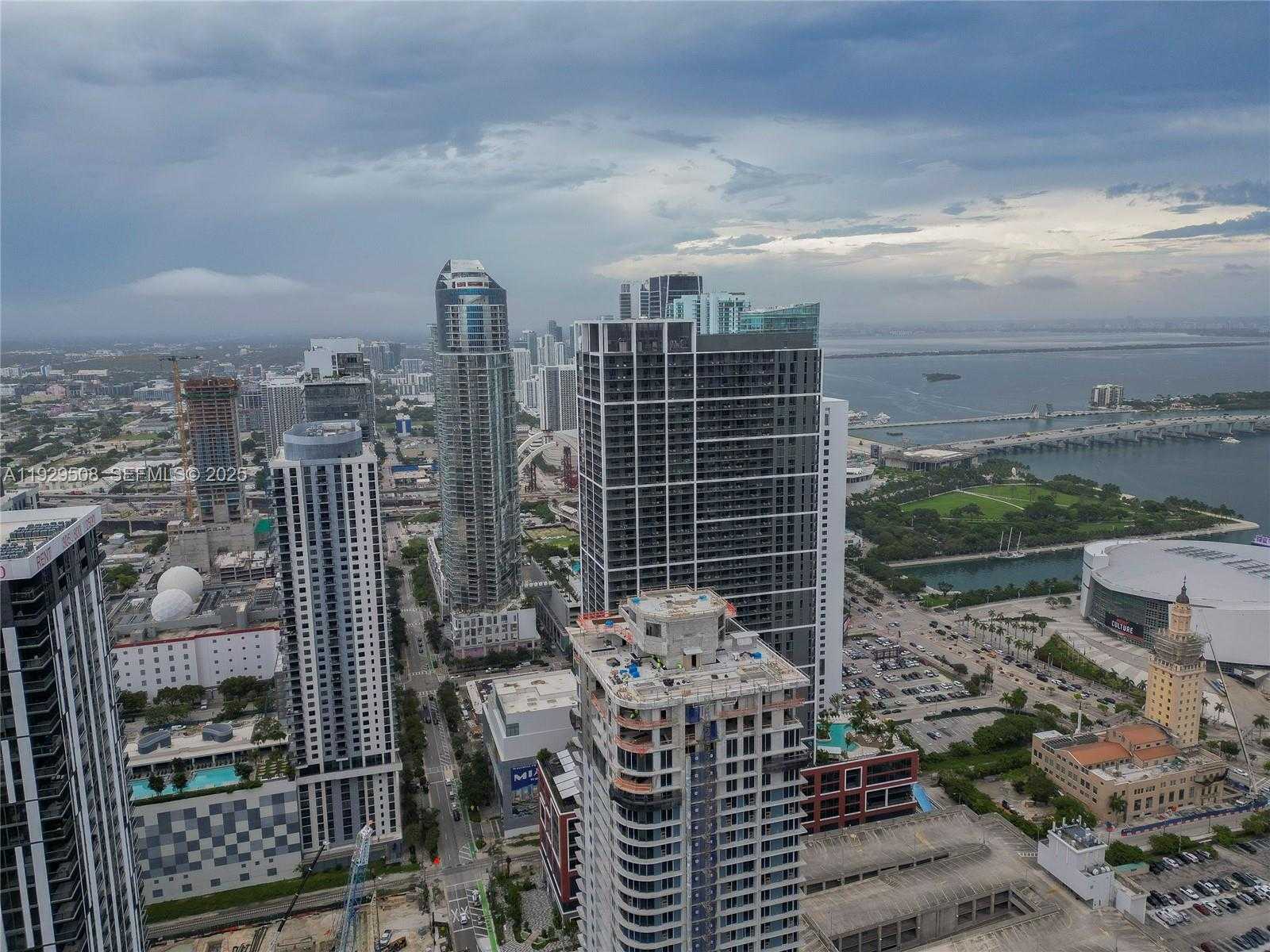 Small Image of 159 NORTH EAST 6TH ST #2905, Miami Number 40