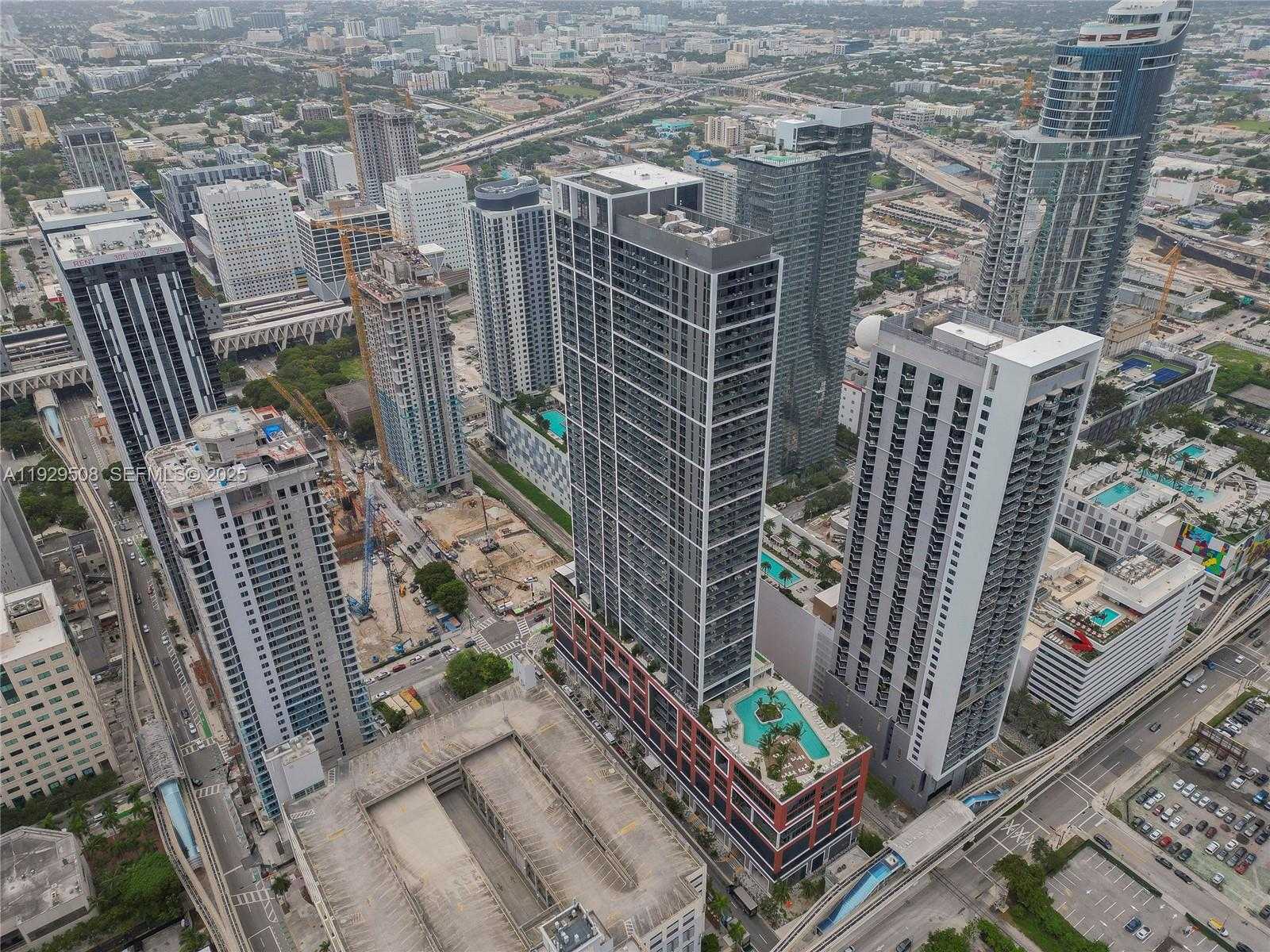 Small Image of 159 NORTH EAST 6TH ST #2905, Miami Number 42