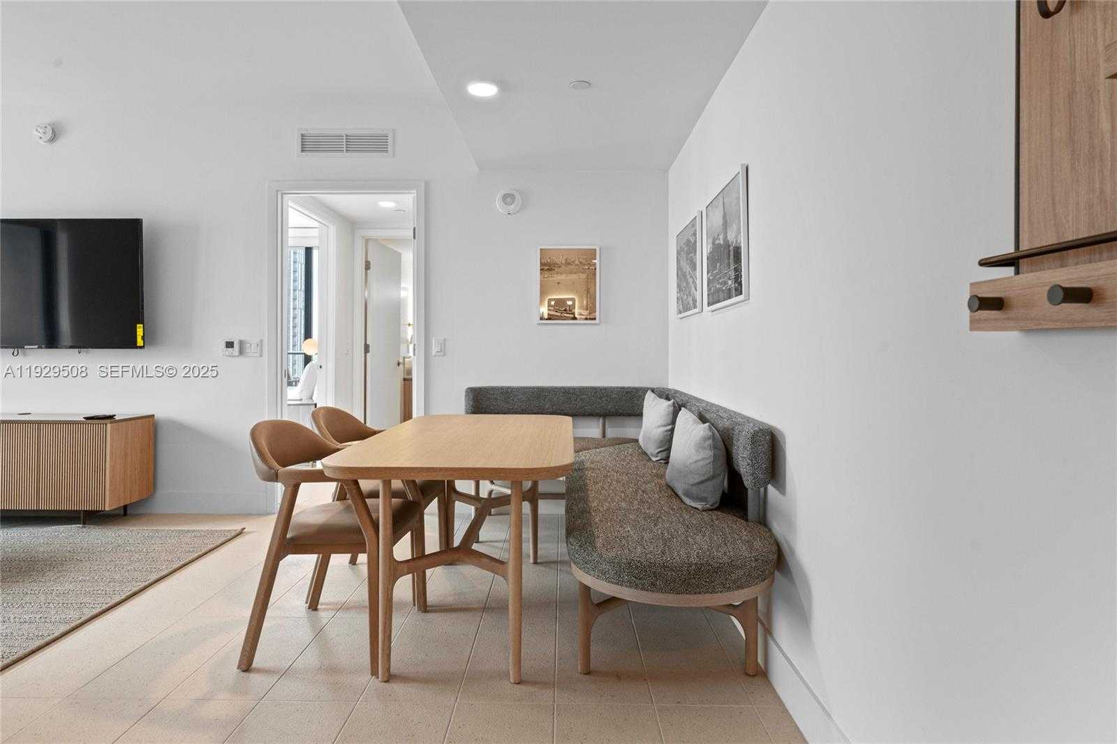 Small Image of 159 NORTH EAST 6TH ST #2905, Miami Number 6