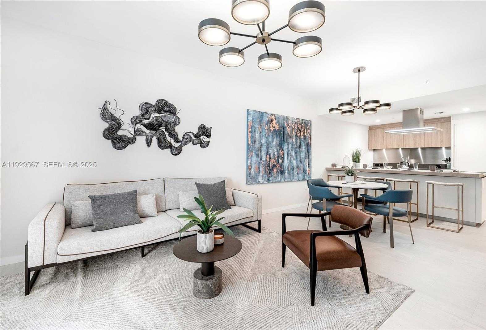 Imagen de Pequeño Objeto