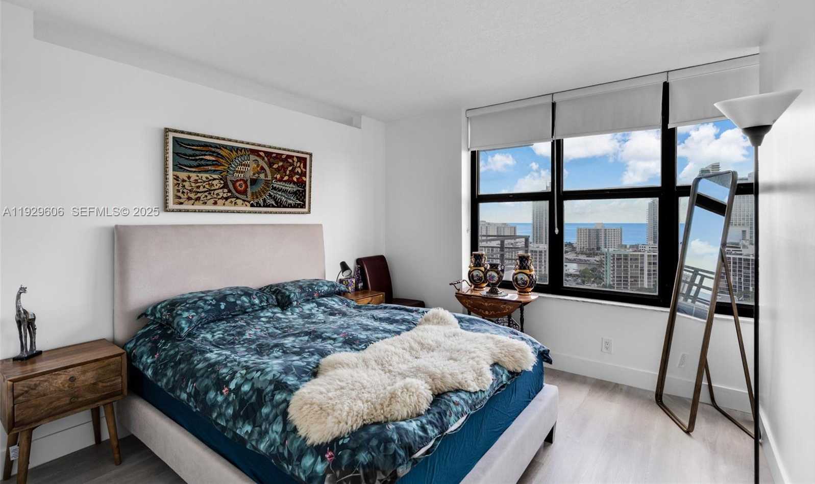 Small Image of 2500 PARKVIEW DR #2102, Hallandale Beach Number 19