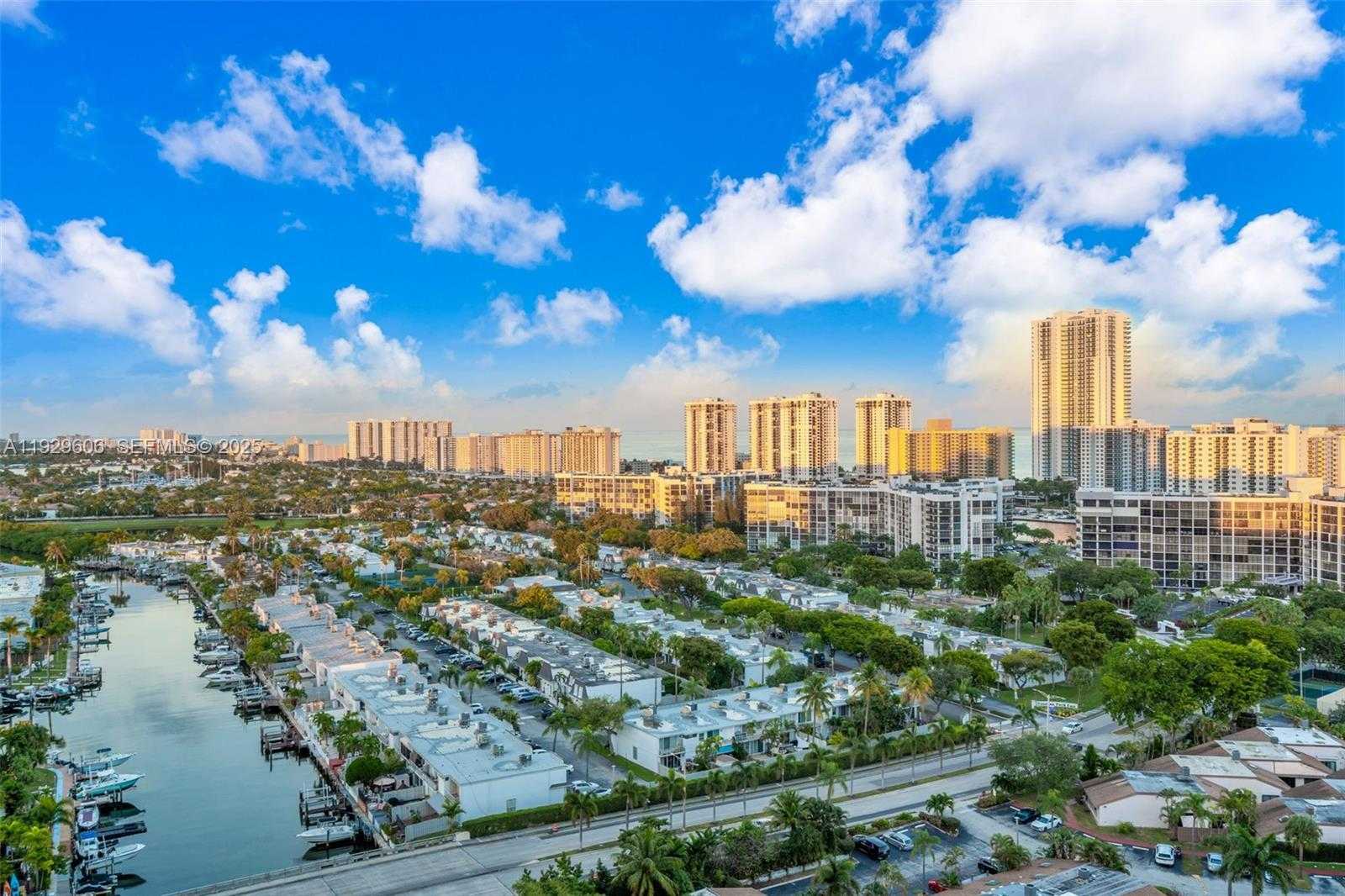 Small Image of 2500 PARKVIEW DR #2102, Hallandale Beach Number 26