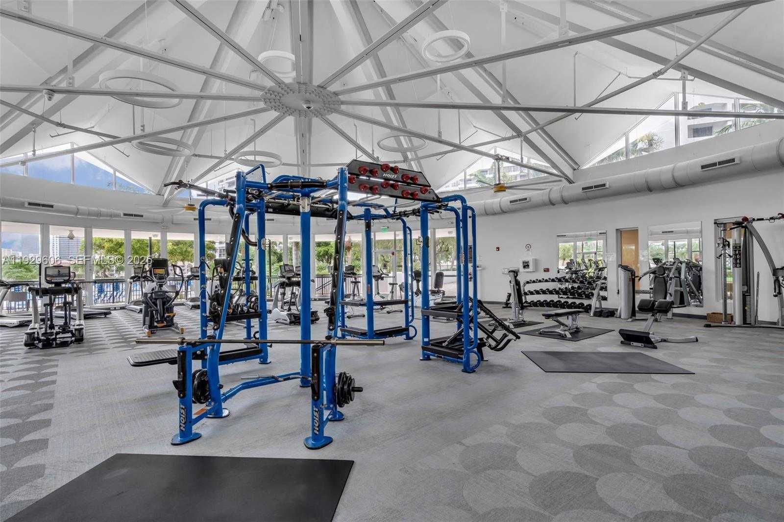 Small Image of 2500 PARKVIEW DR #2102, Hallandale Beach Number 32