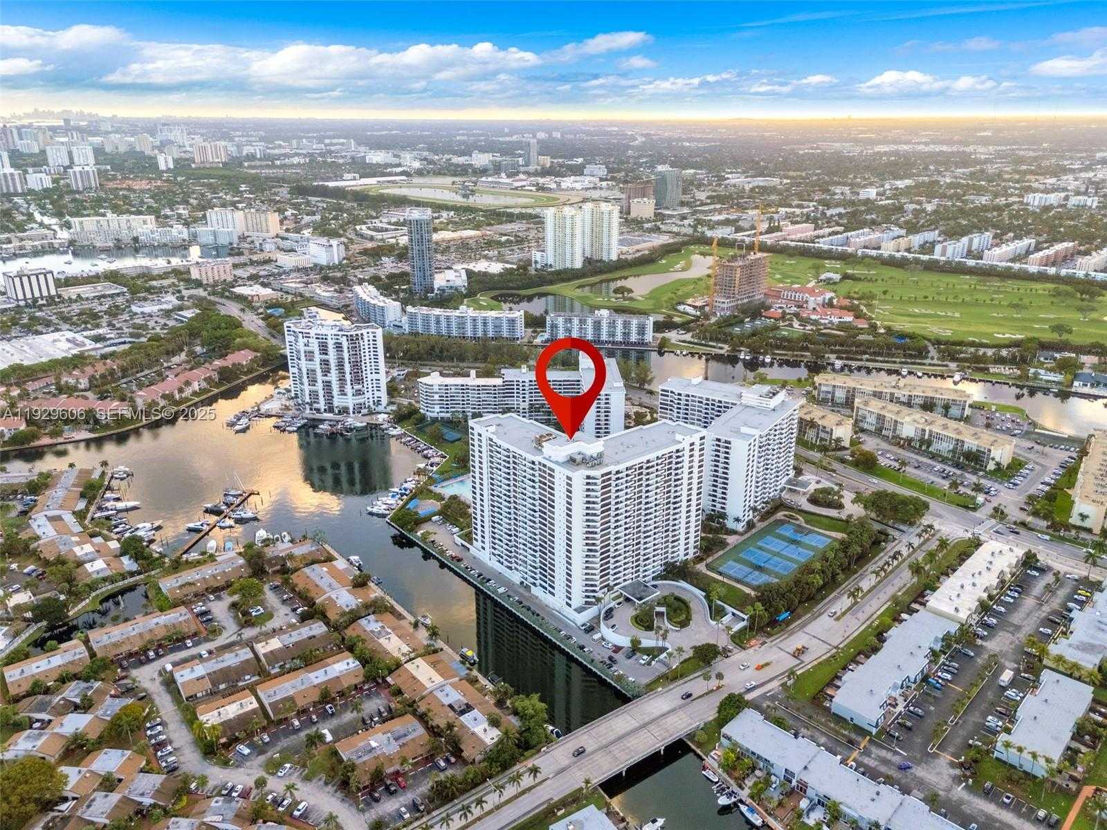 Small Image of 2500 PARKVIEW DR #2102, Hallandale Beach Number 36