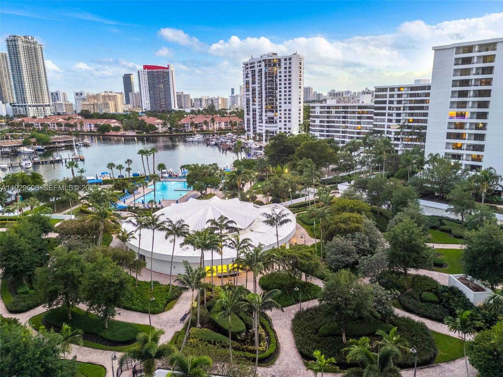 Small Image of 2500 PARKVIEW DR #2102, Hallandale Beach Number 41