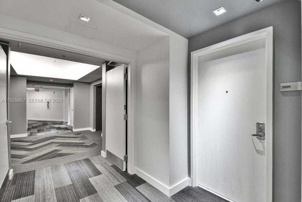 Small Image of 3301 NORTH EAST 1ST AVE #H2509, Miami Number 39