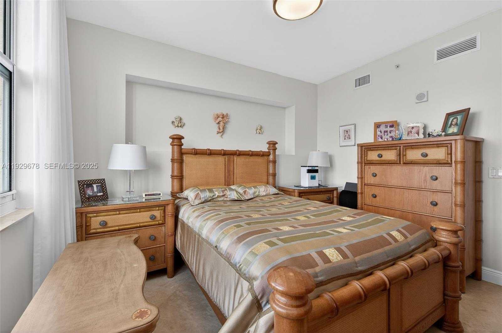 Small Image of 3330 NORTH EAST 190TH ST #1519, Aventura Number 33