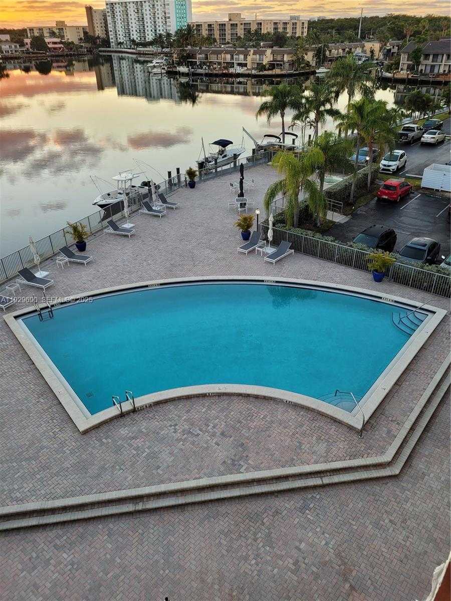 Small Image of 16565 NORTH EAST 26TH AVE #2B, North Miami Beach Number 23