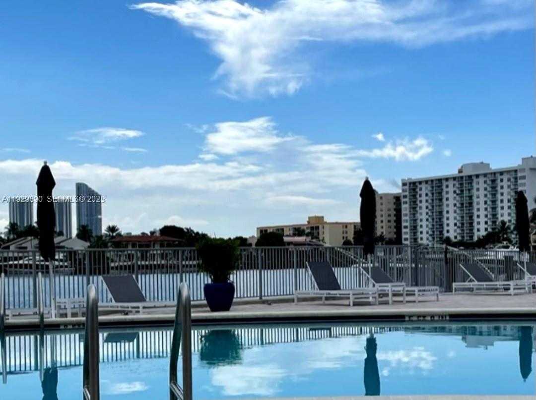 Small Image of 16565 NORTH EAST 26TH AVE #2B, North Miami Beach Number 30