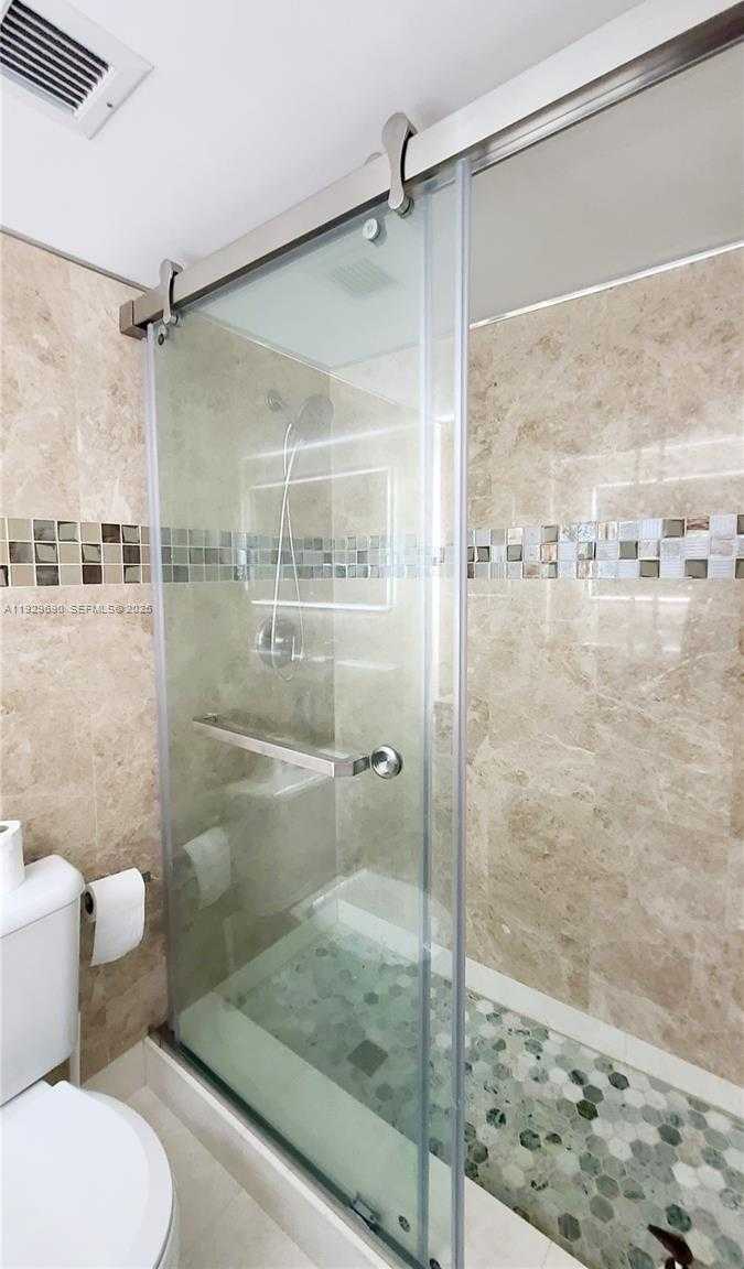 Small Image of 16565 NORTH EAST 26TH AVE #2B, North Miami Beach Number 35