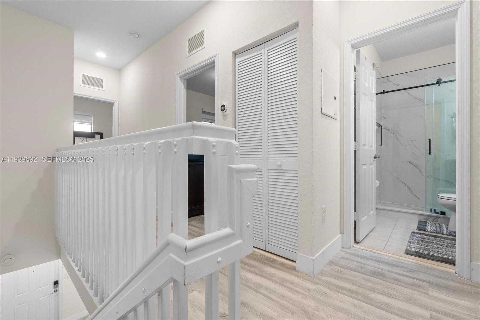 Small Image of 3272 WEST 92ND PL, Hialeah Number 16