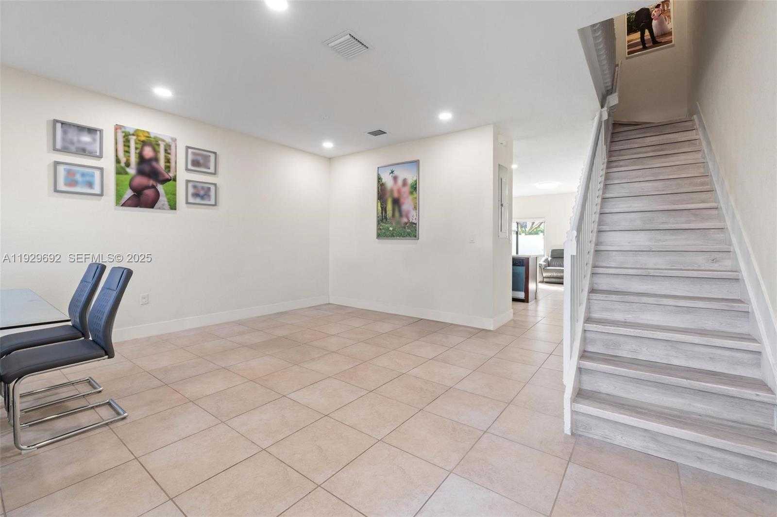Small Image of 3272 WEST 92ND PL, Hialeah Number 3