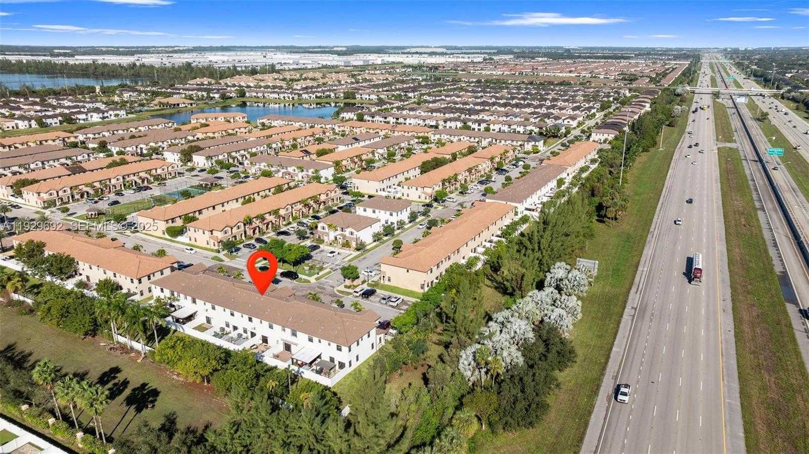 Small Image of 3272 WEST 92ND PL, Hialeah Number 34