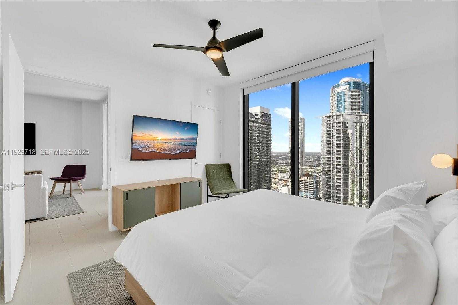 Small Image of 159 NORTH EAST 6TH ST #3811, Miami Number 11