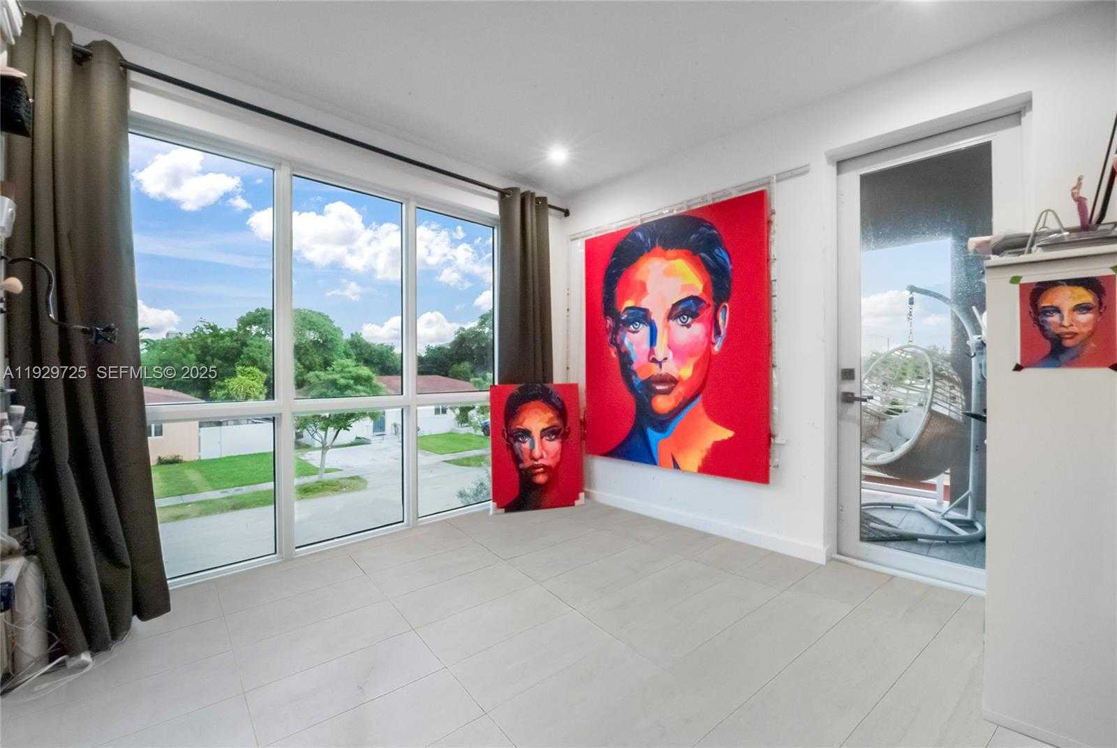 Imagen de Pequeño Objeto