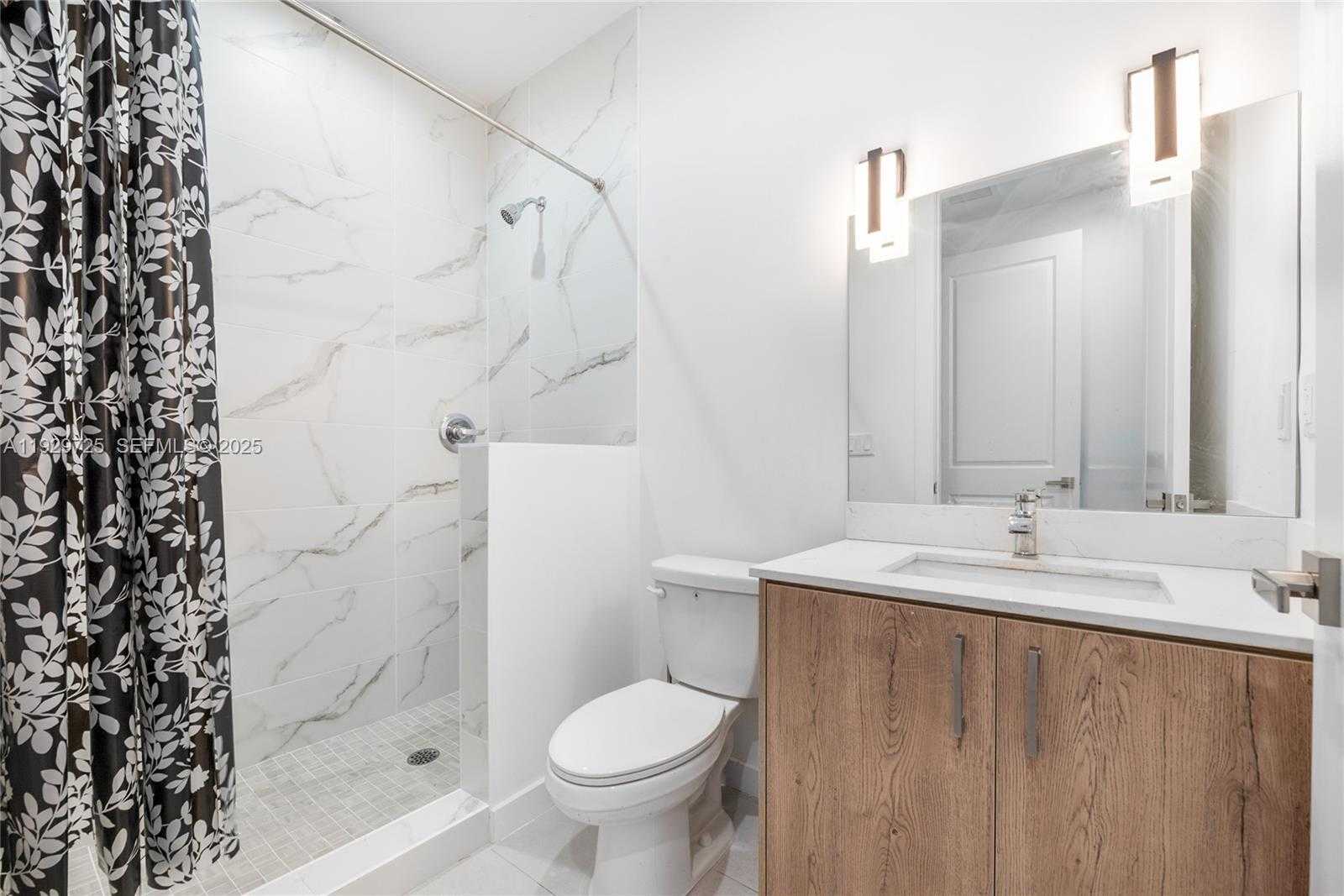 Imagen de Pequeño Objeto