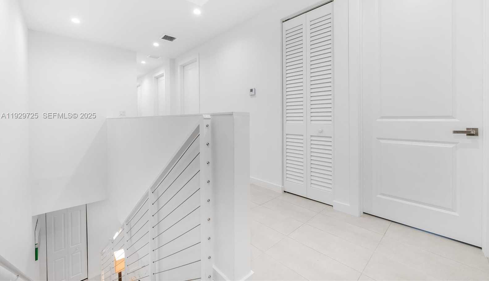 Imagen de Pequeño Objeto