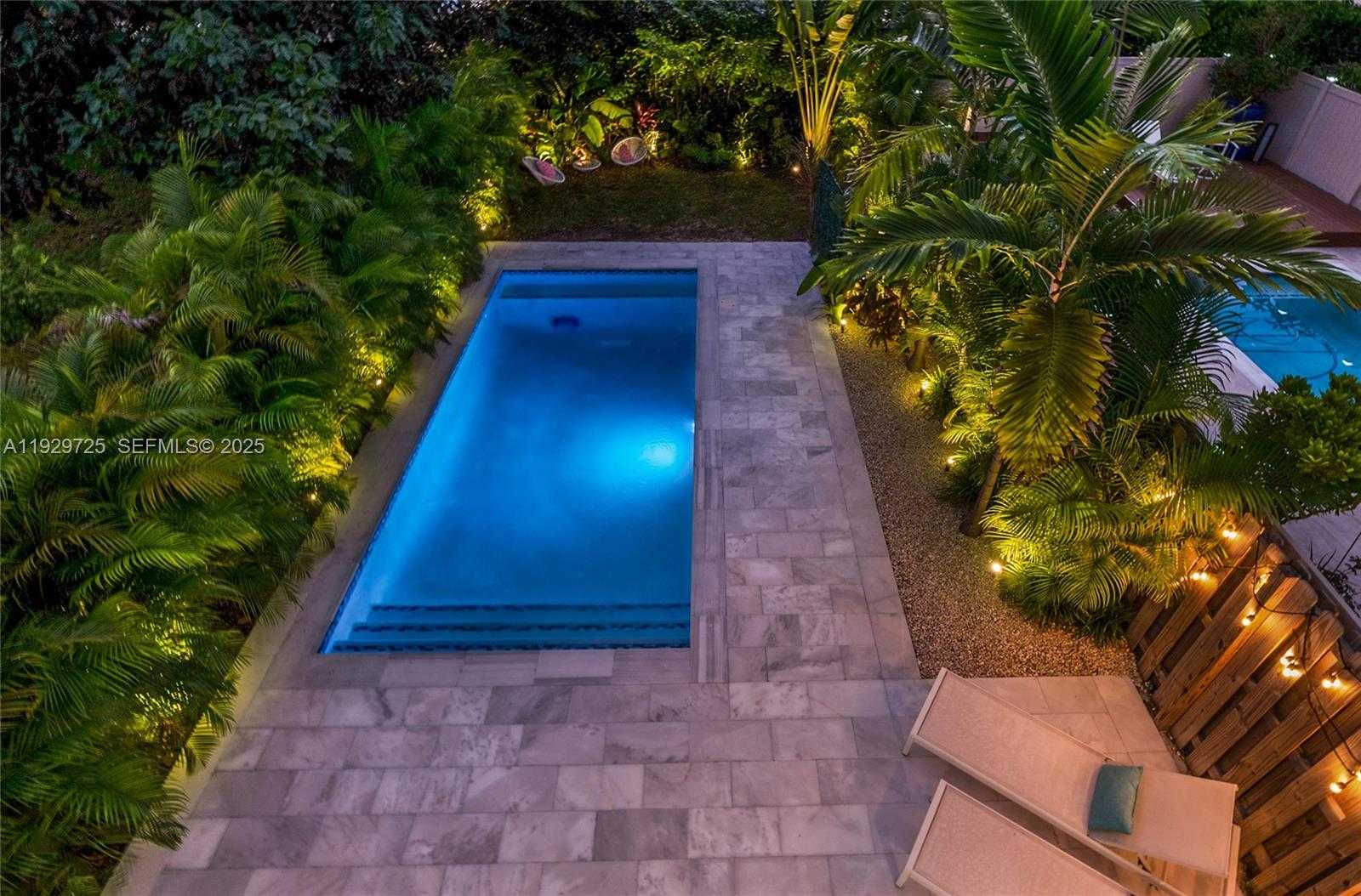 Imagen de Pequeño Objeto