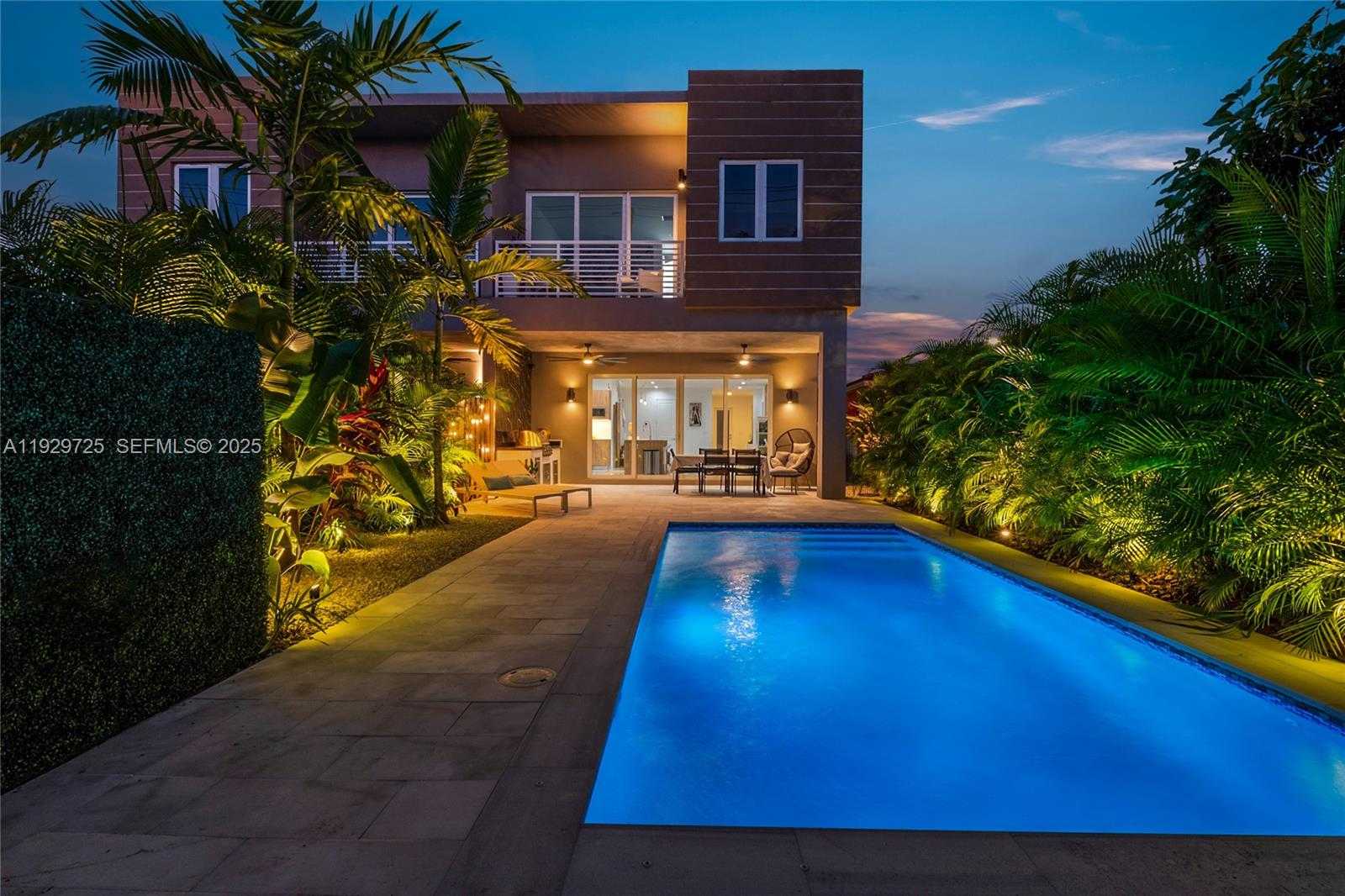 Imagen de Pequeño Objeto