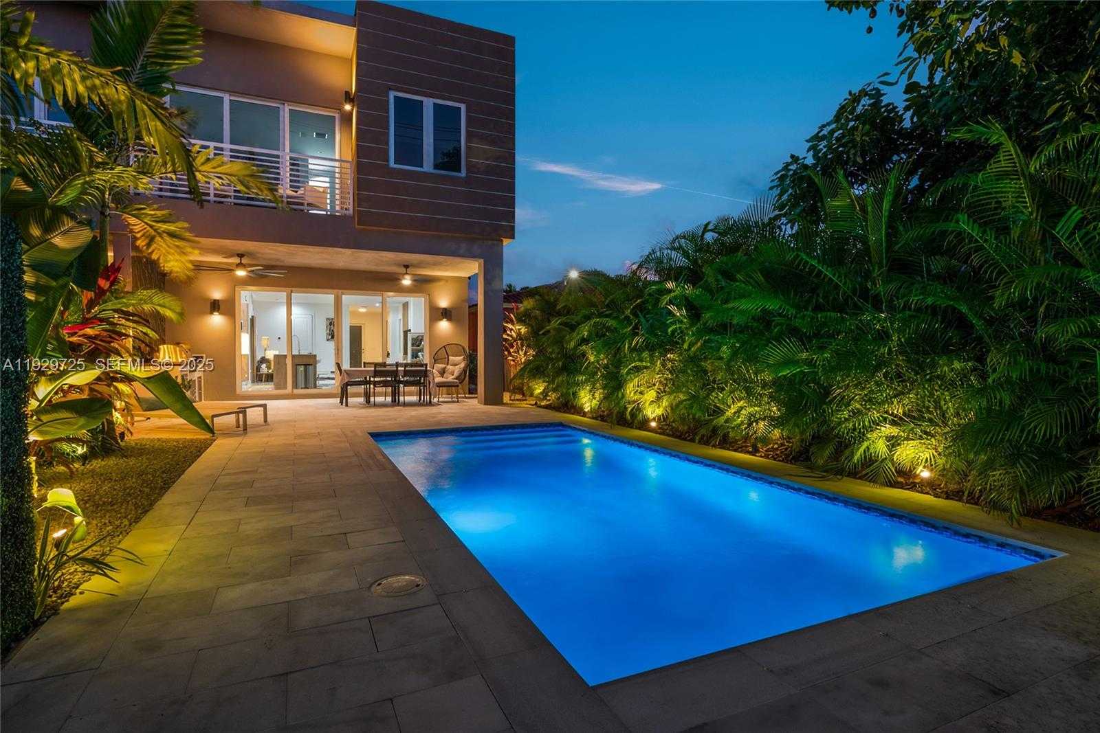 Imagen de Pequeño Objeto