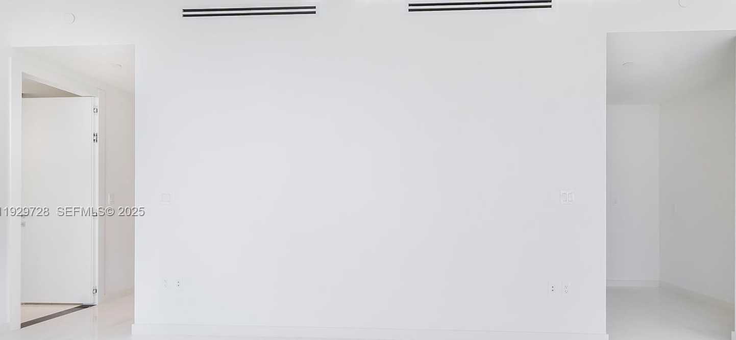 Imagen de Pequeño Objeto