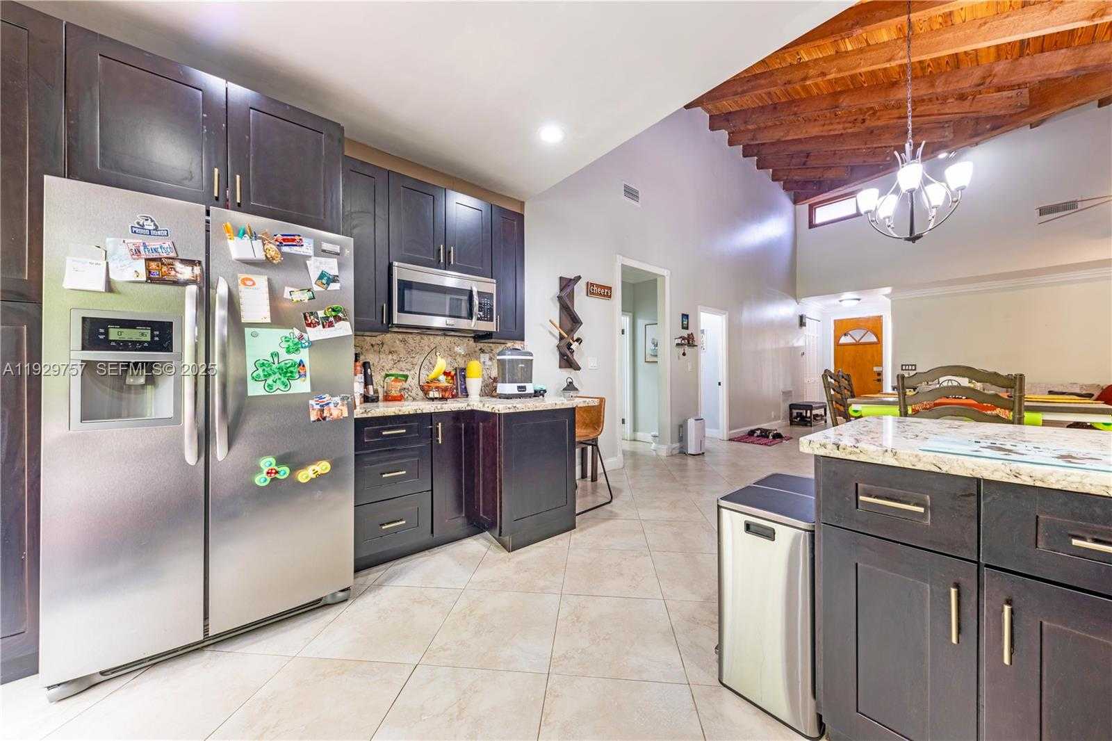 Small Image of 8097 ROYAL PALM CIR, Tamarac Number 19