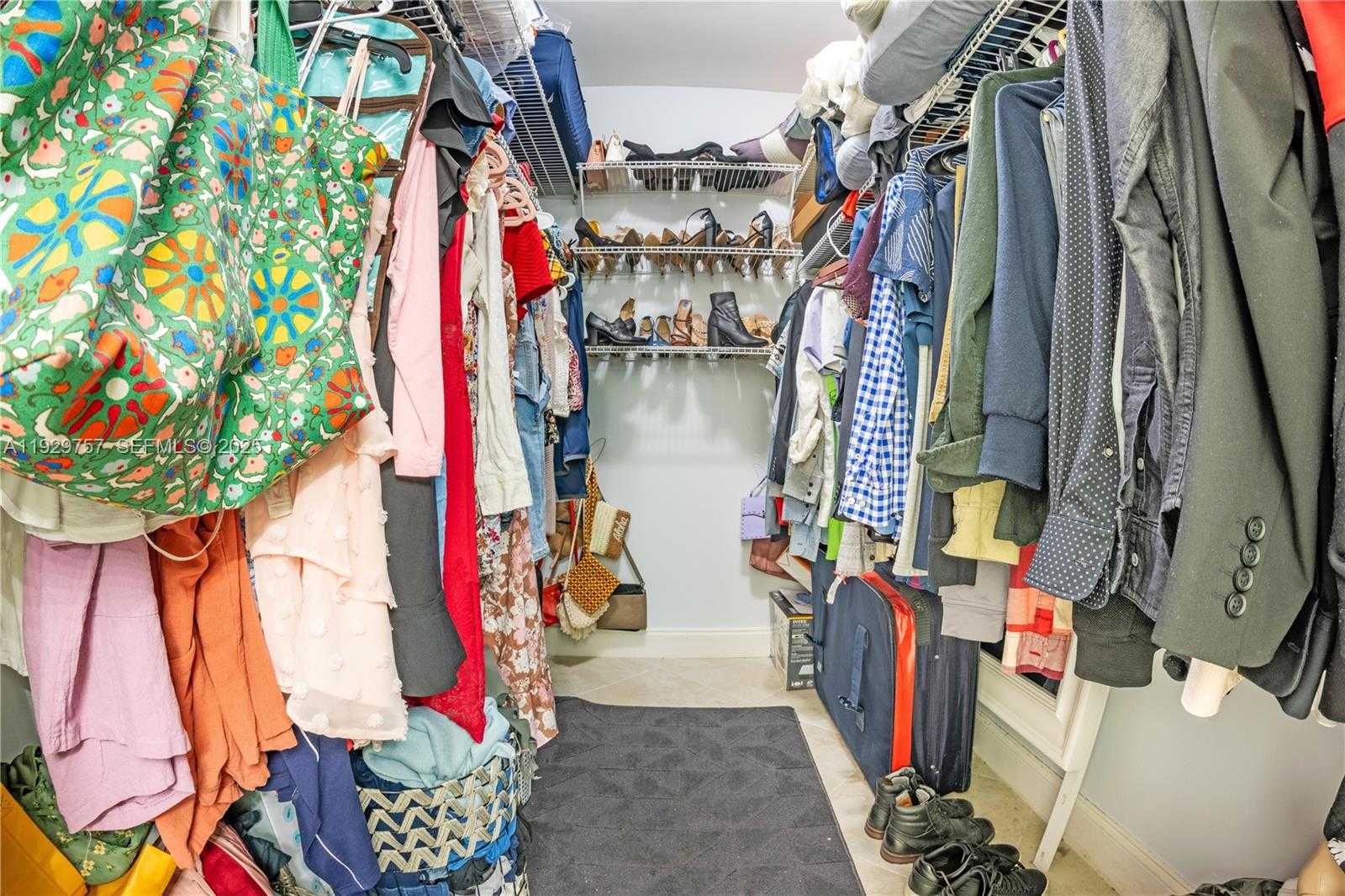 Small Image of 8097 ROYAL PALM CIR, Tamarac Number 25