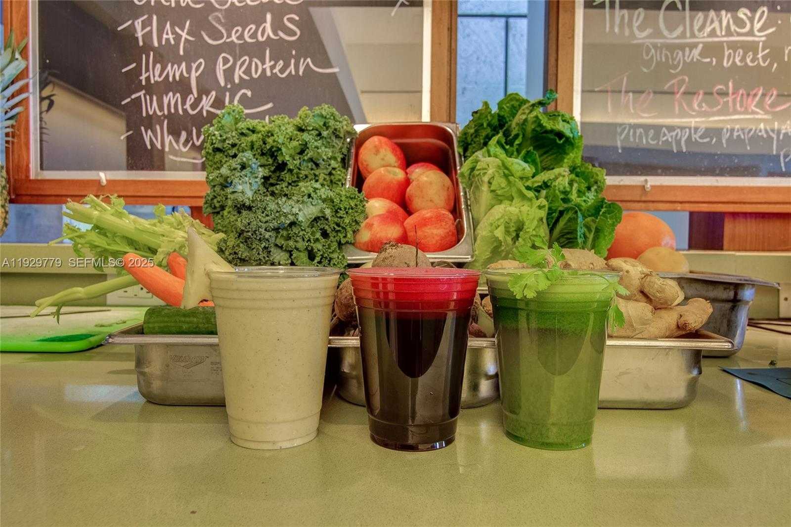 Small Image of 6801 COLLINS AVE #1110 (Door 1106), Miami Beach Number 36