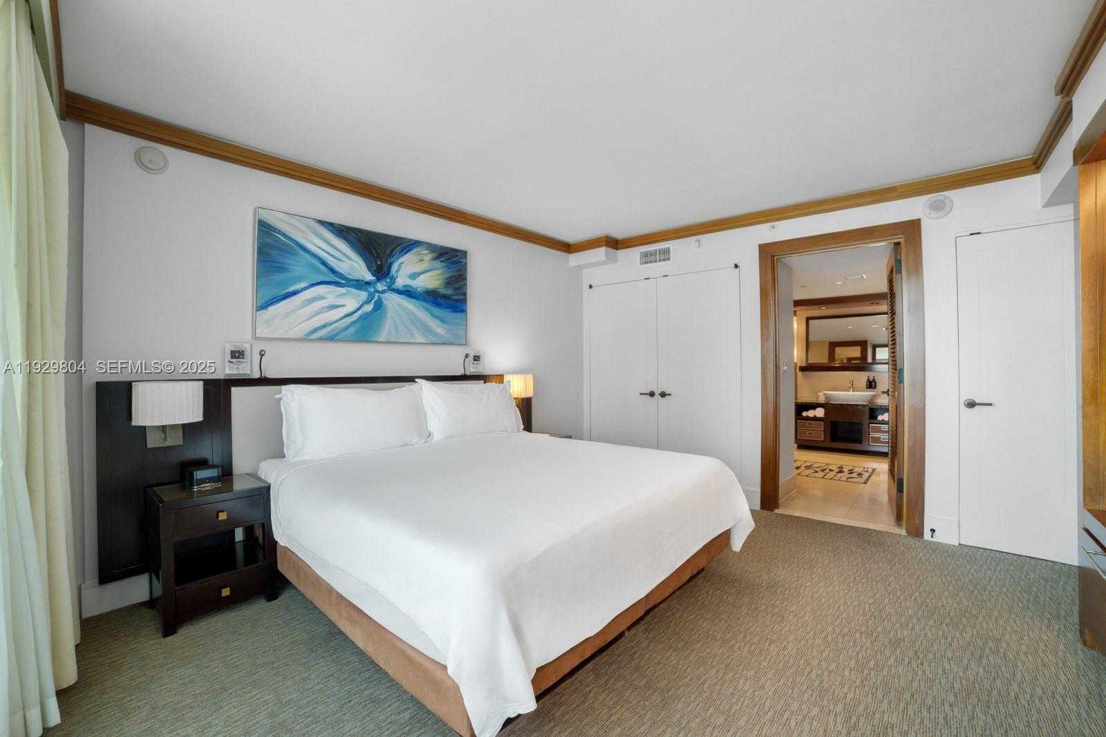 Small Image of 6801 COLLINS AVE #914, Miami Beach Number 24