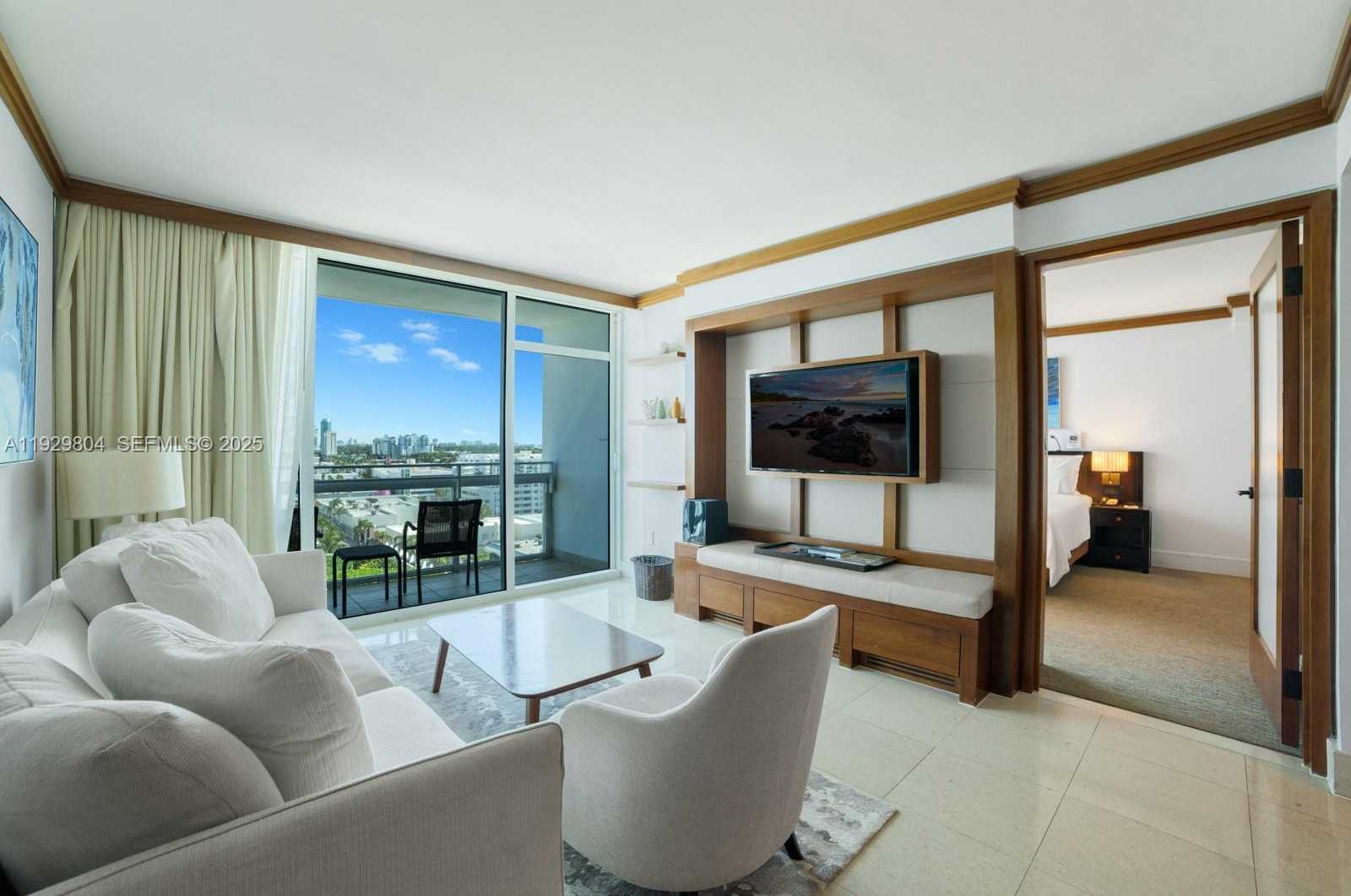 Small Image of 6801 COLLINS AVE #914, Miami Beach Number 5