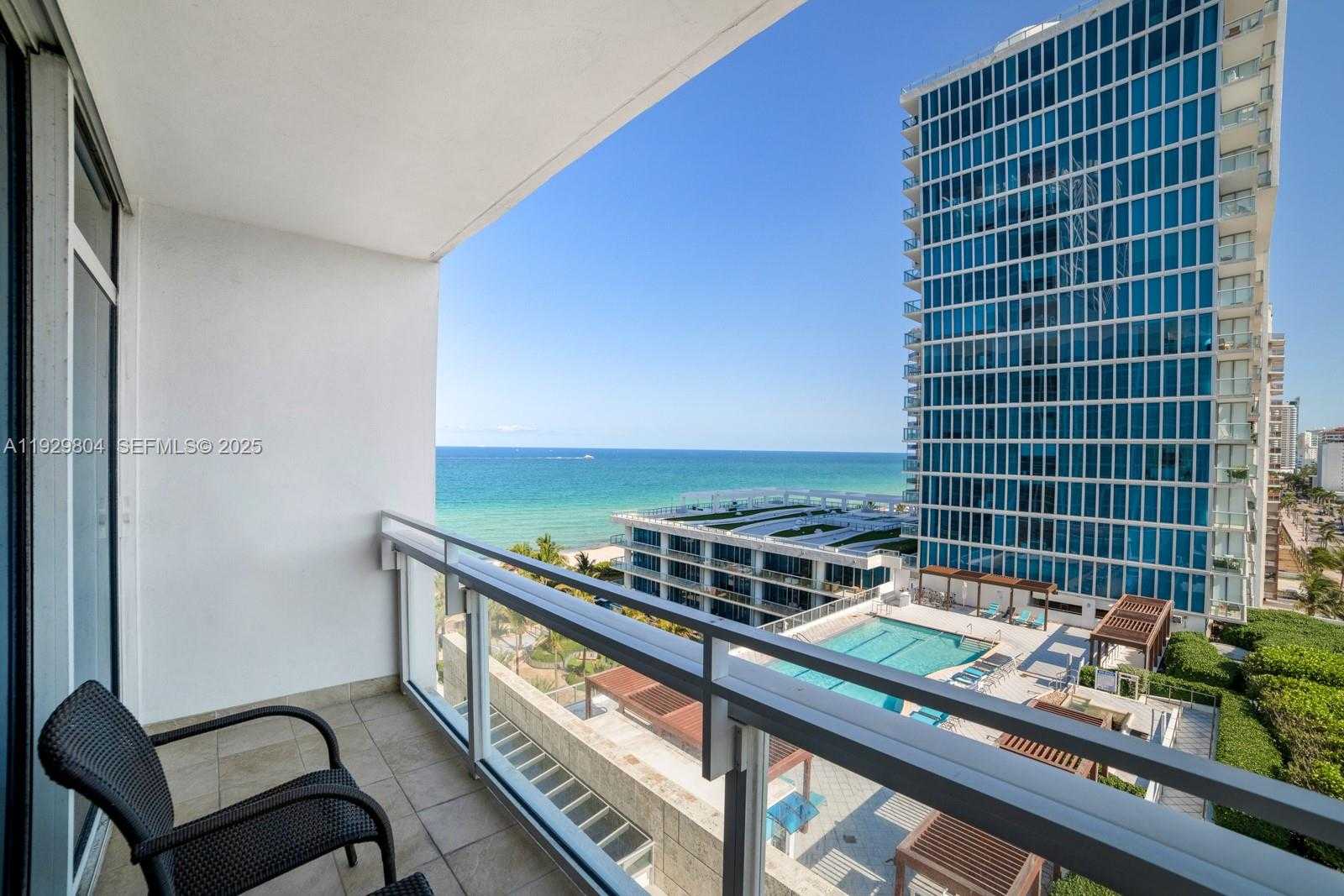 Small Image of 6801 COLLINS AVE #914, Miami Beach Number 7