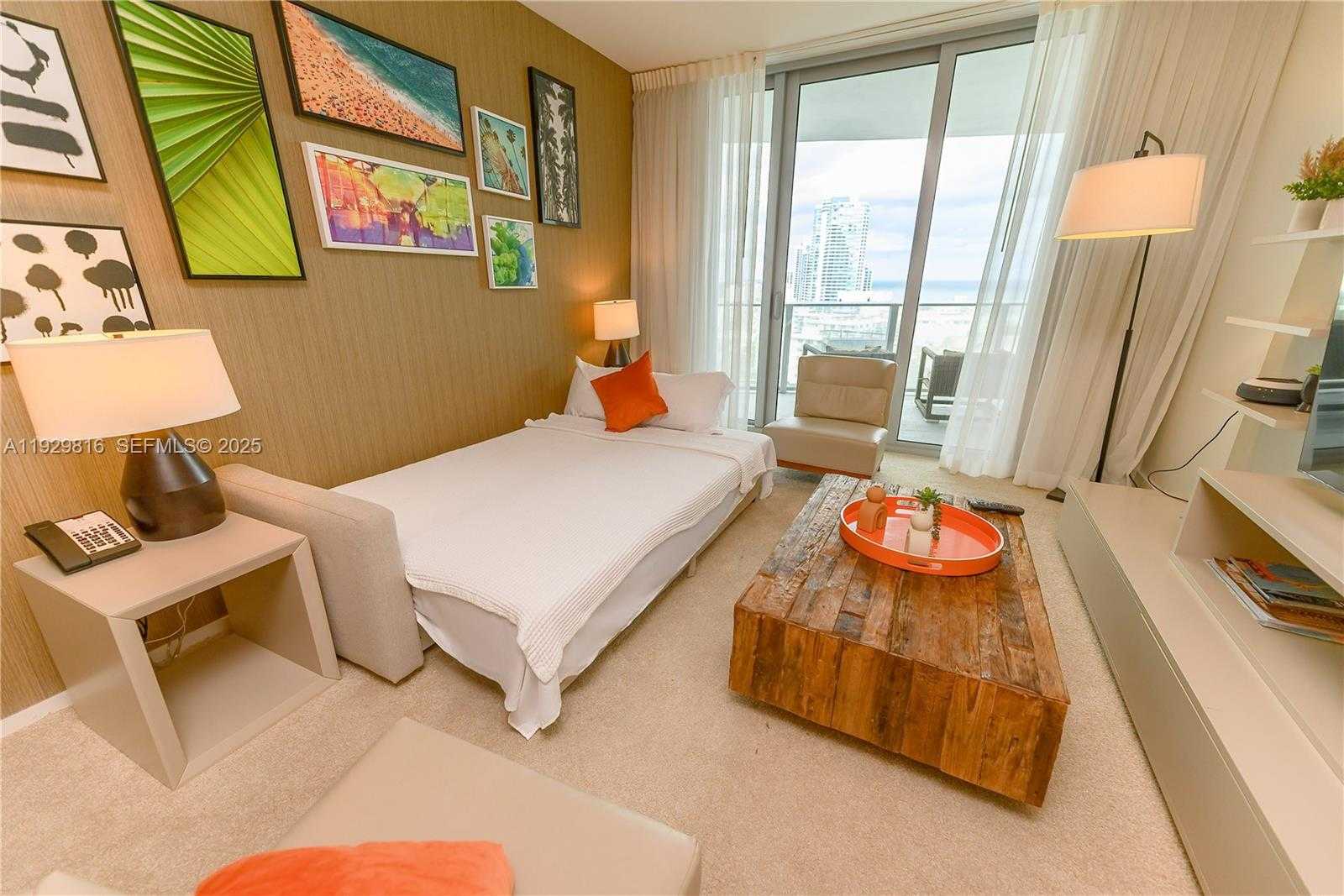 Imagen de Pequeño Objeto