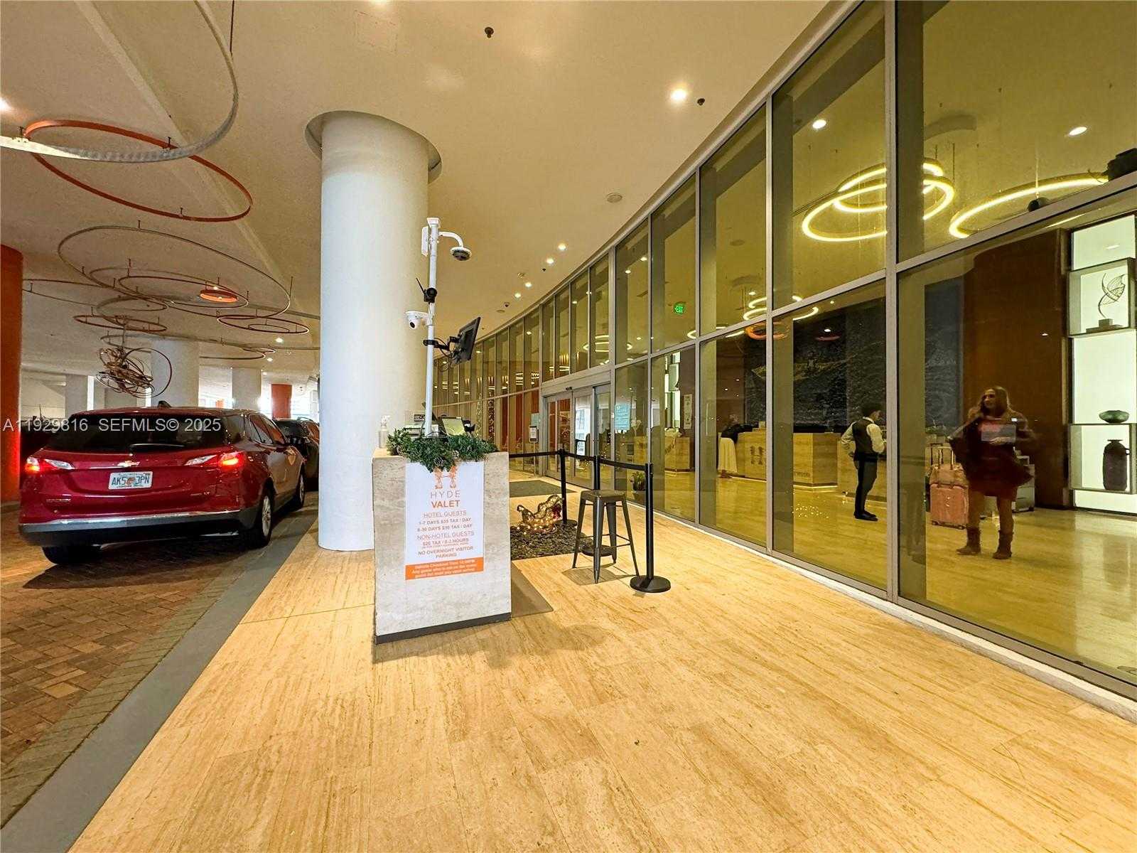 Imagen de Pequeño Objeto