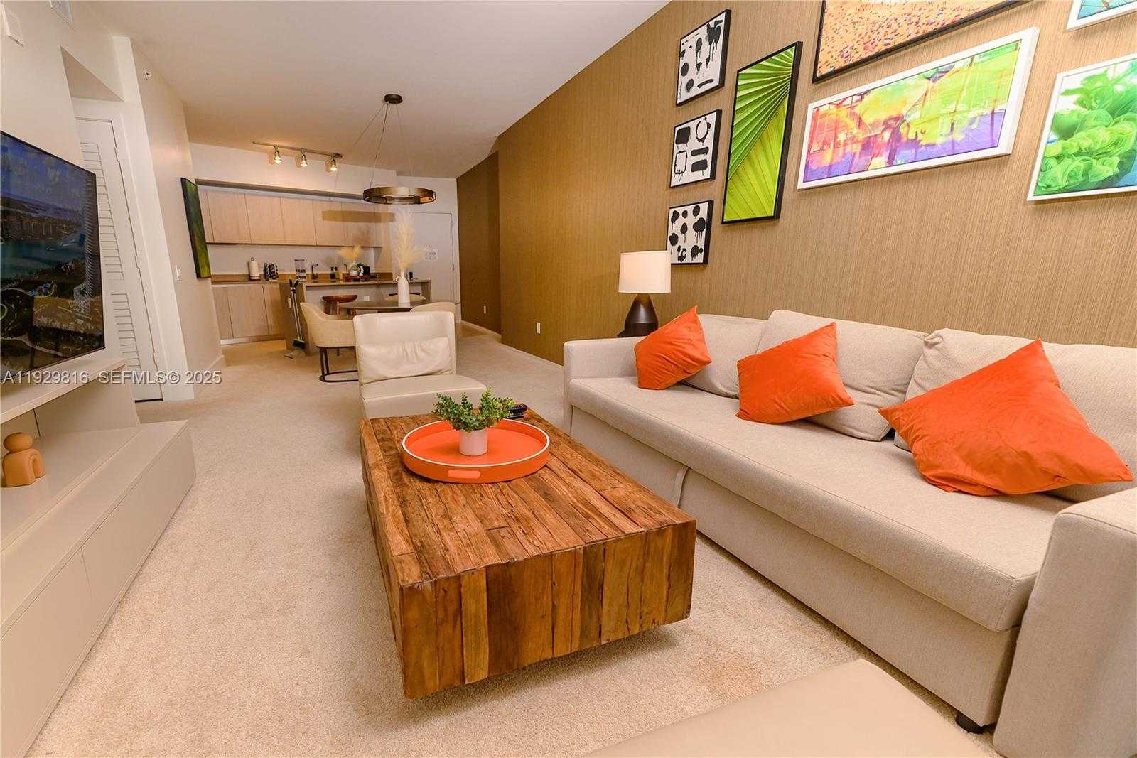 Imagen de Pequeño Objeto