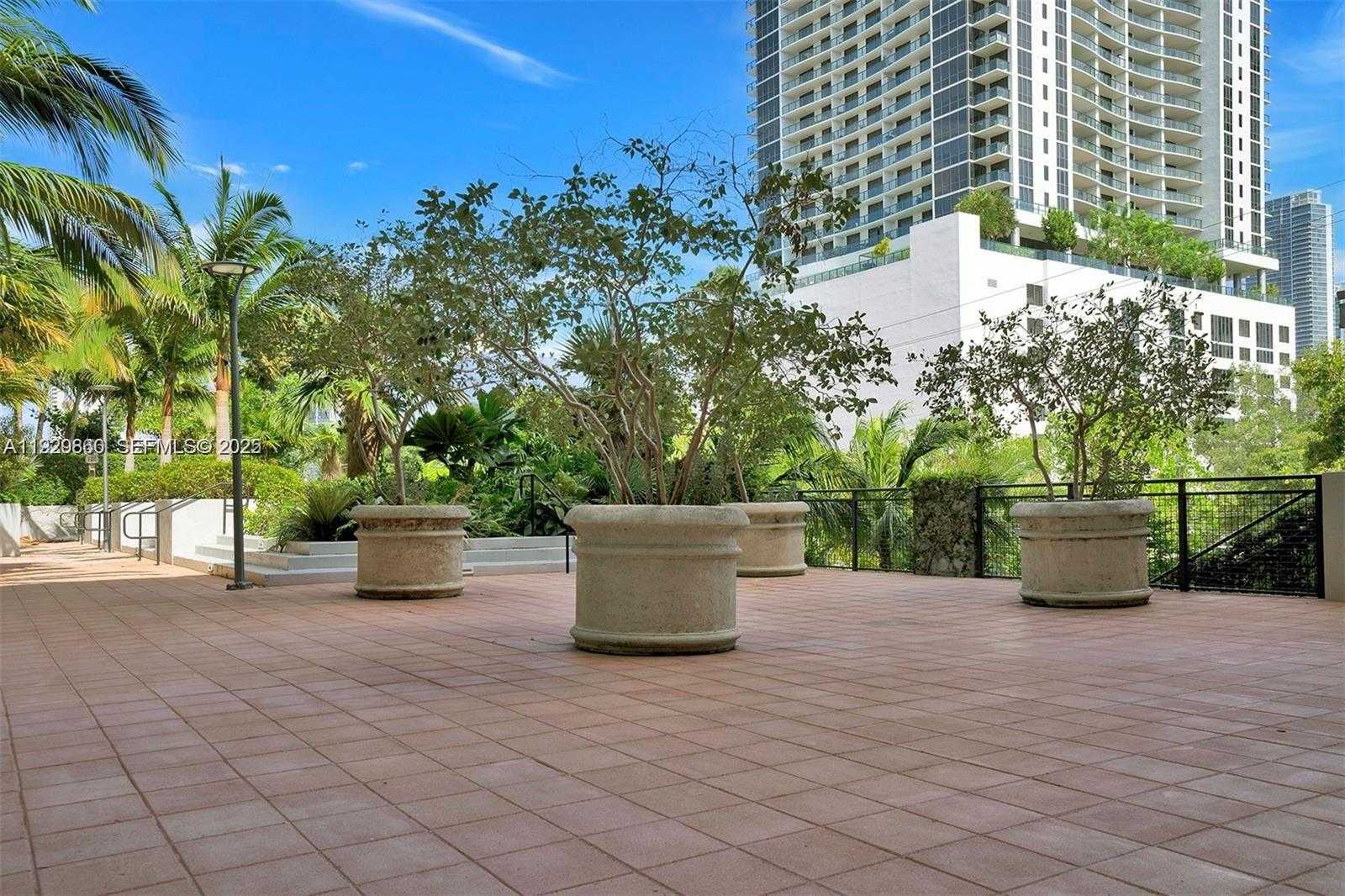 Small Image of 1749 NORTH EAST MIAMI CT #515, Miami Number 36