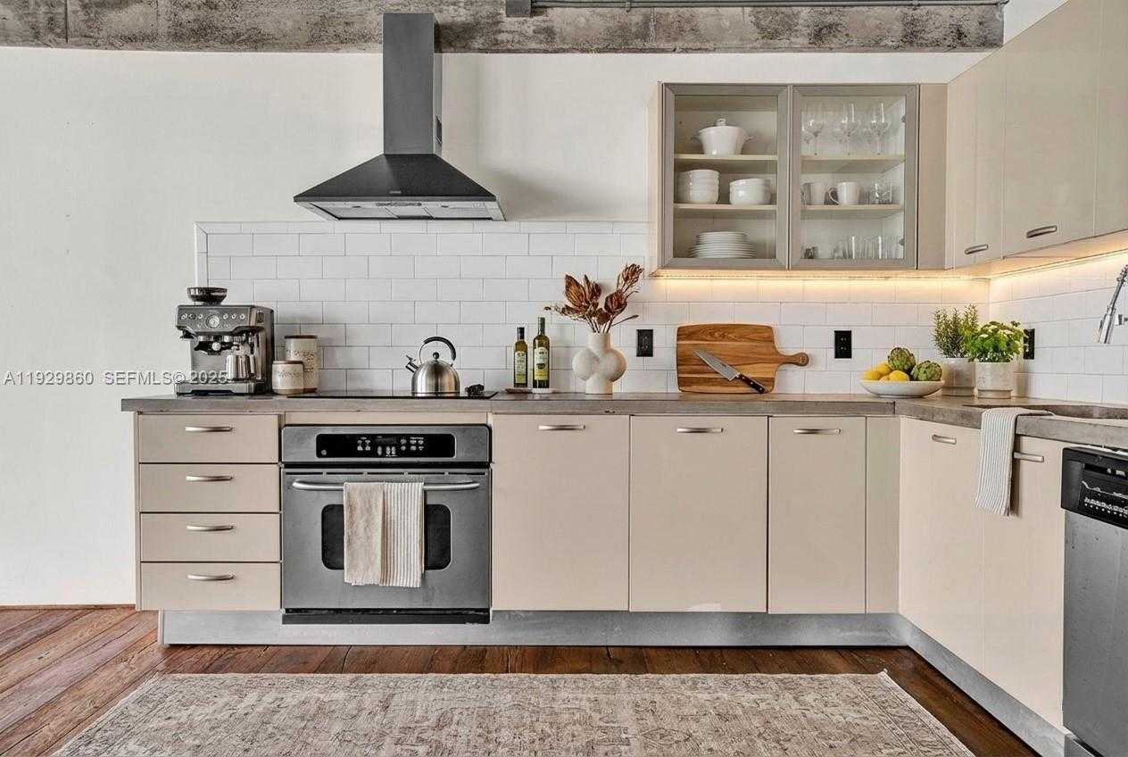 Small Image of 1749 NORTH EAST MIAMI CT #515, Miami Number 7