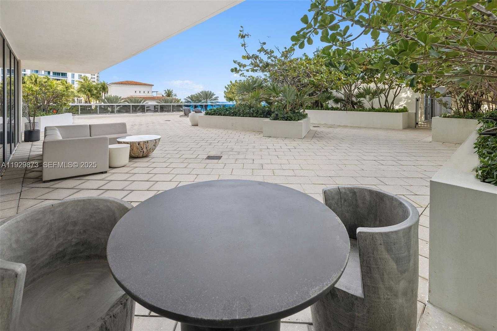 Small Image of 5875 COLLINS AVE #501, Miami Beach Number 12
