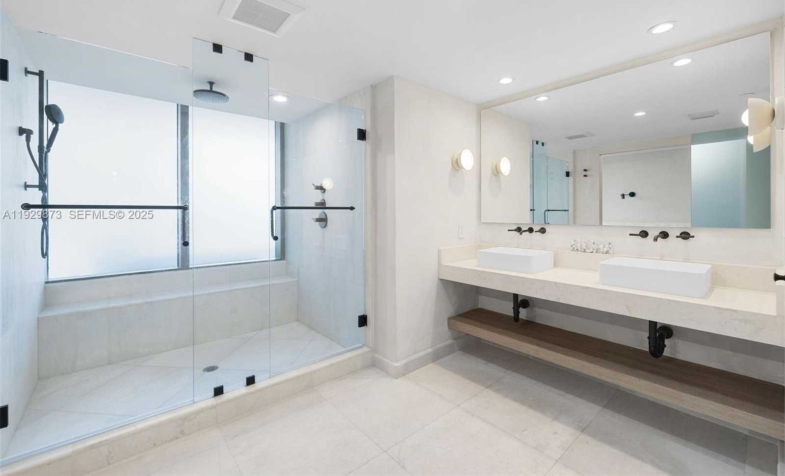 Small Image of 5875 COLLINS AVE #501, Miami Beach Number 16