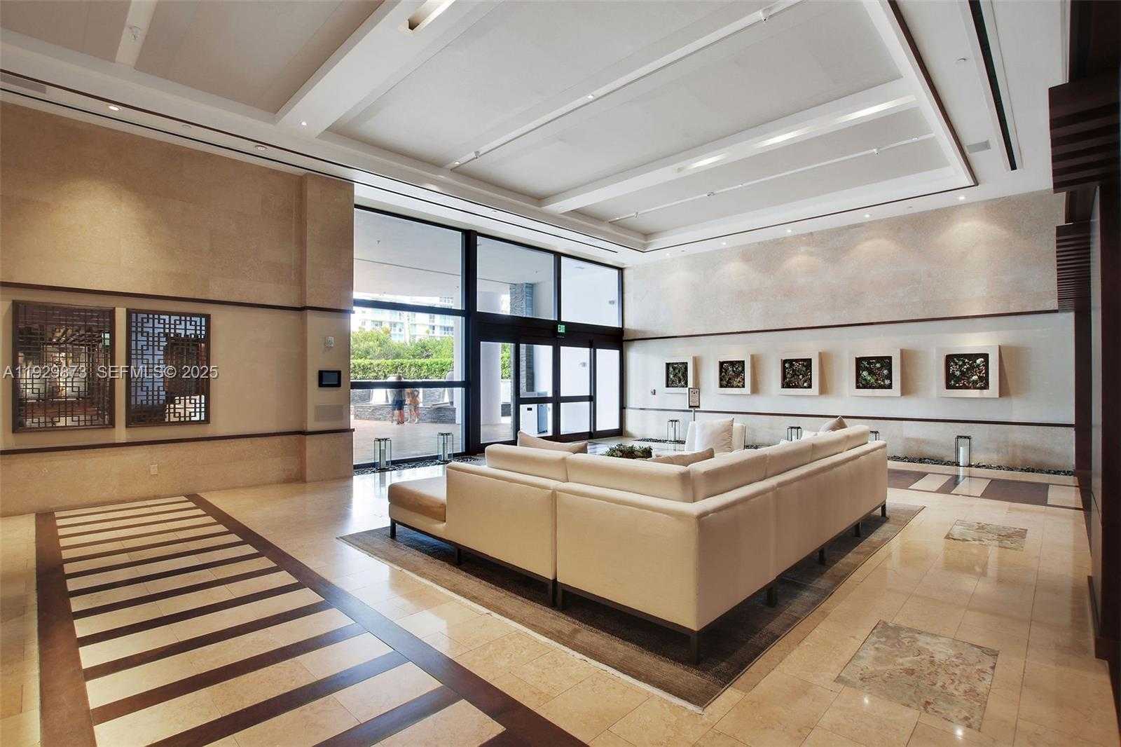 Small Image of 5875 COLLINS AVE #501, Miami Beach Number 28