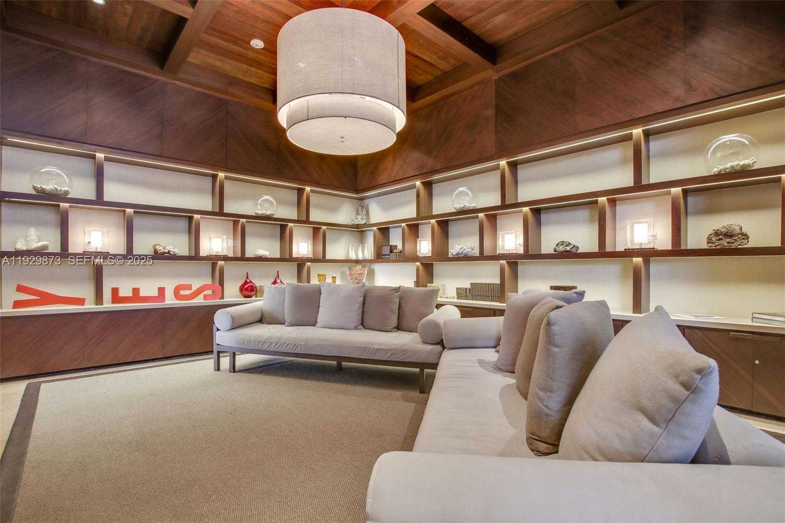 Small Image of 5875 COLLINS AVE #501, Miami Beach Number 29