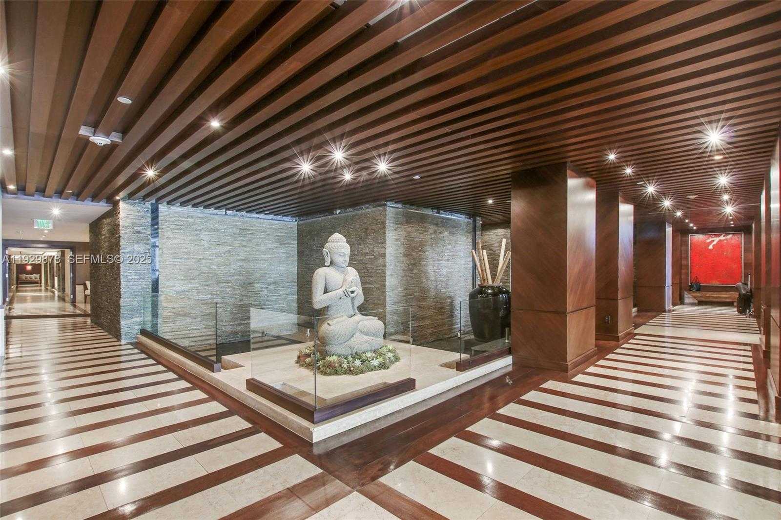 Small Image of 5875 COLLINS AVE #501, Miami Beach Number 31