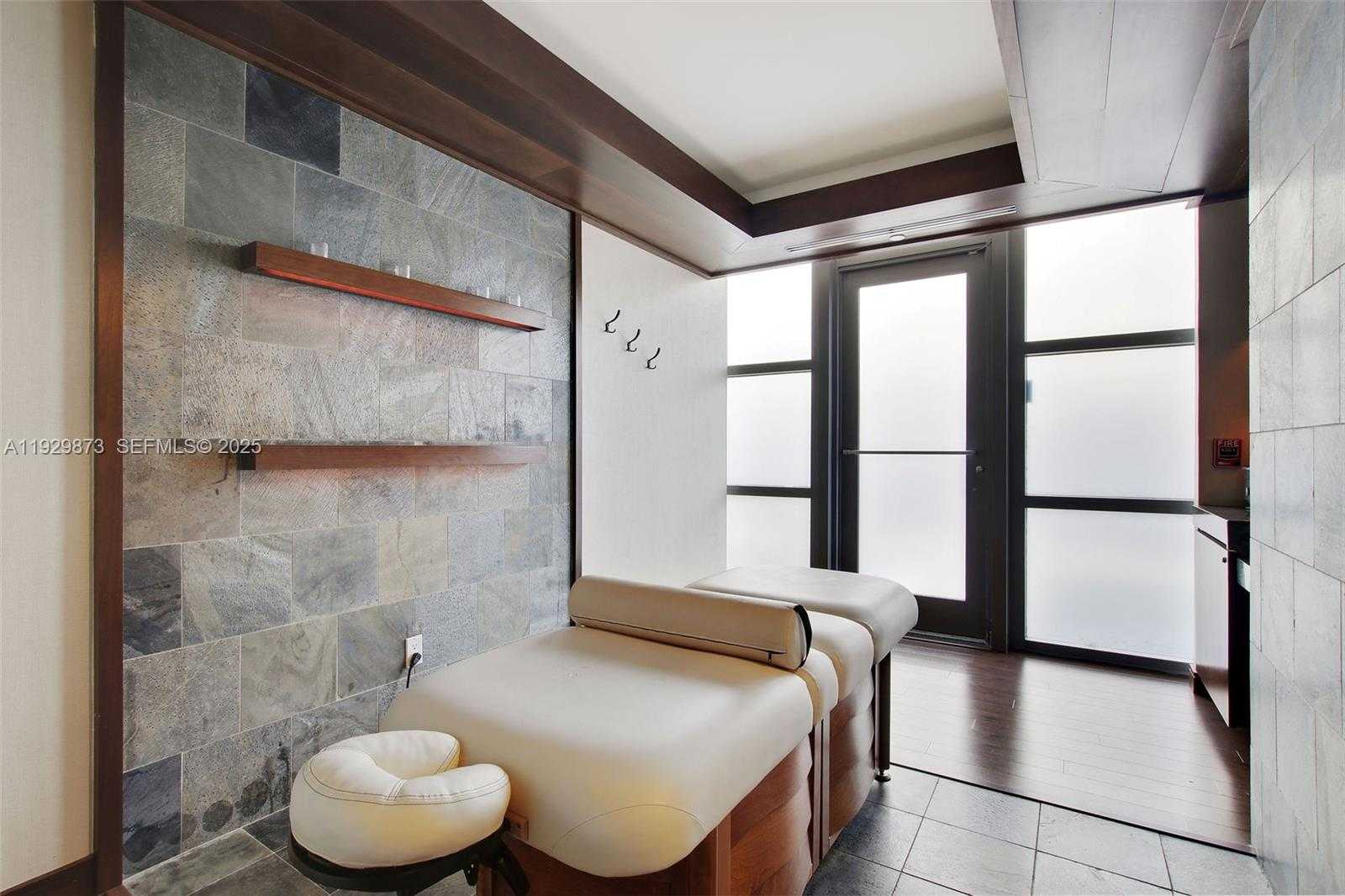 Small Image of 5875 COLLINS AVE #501, Miami Beach Number 34