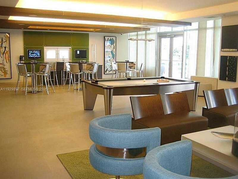 Small Image of 500 BRICKELL AVE #2303, Miami Number 6