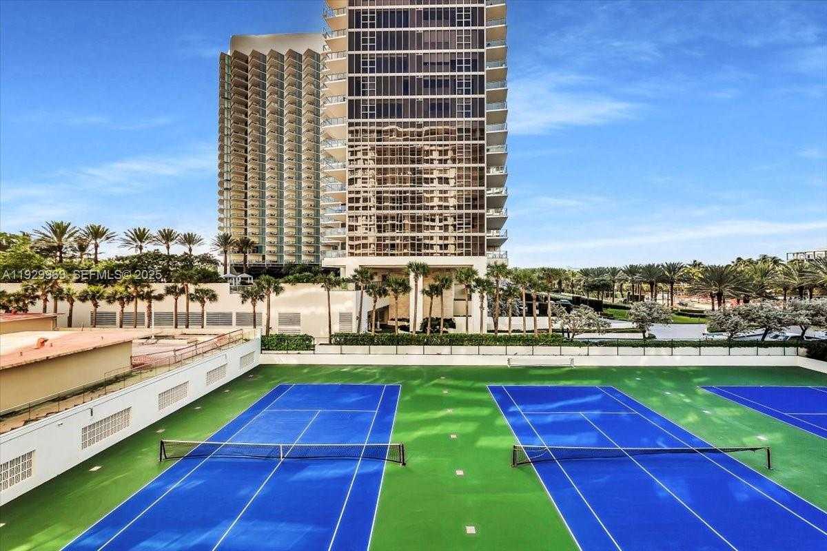 Imagen de Pequeño Objeto