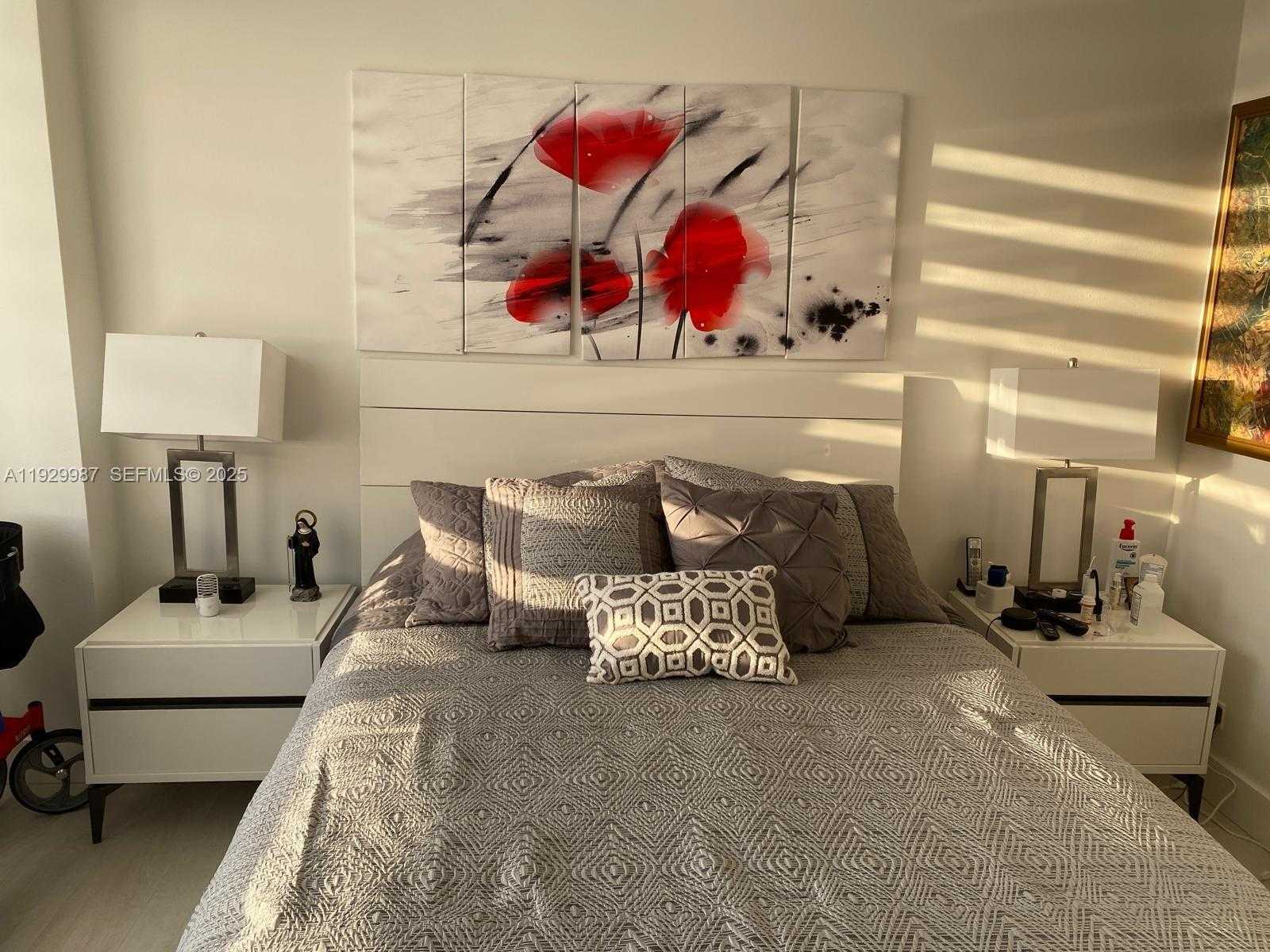 Small Image of 5601 COLLINS AVE #622, Miami Beach Number 8