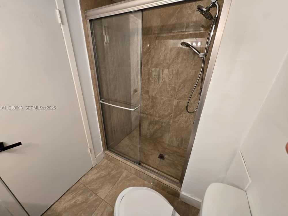 Small Image of 18061 BISCAYNE BLVD #1201, Aventura Number 12