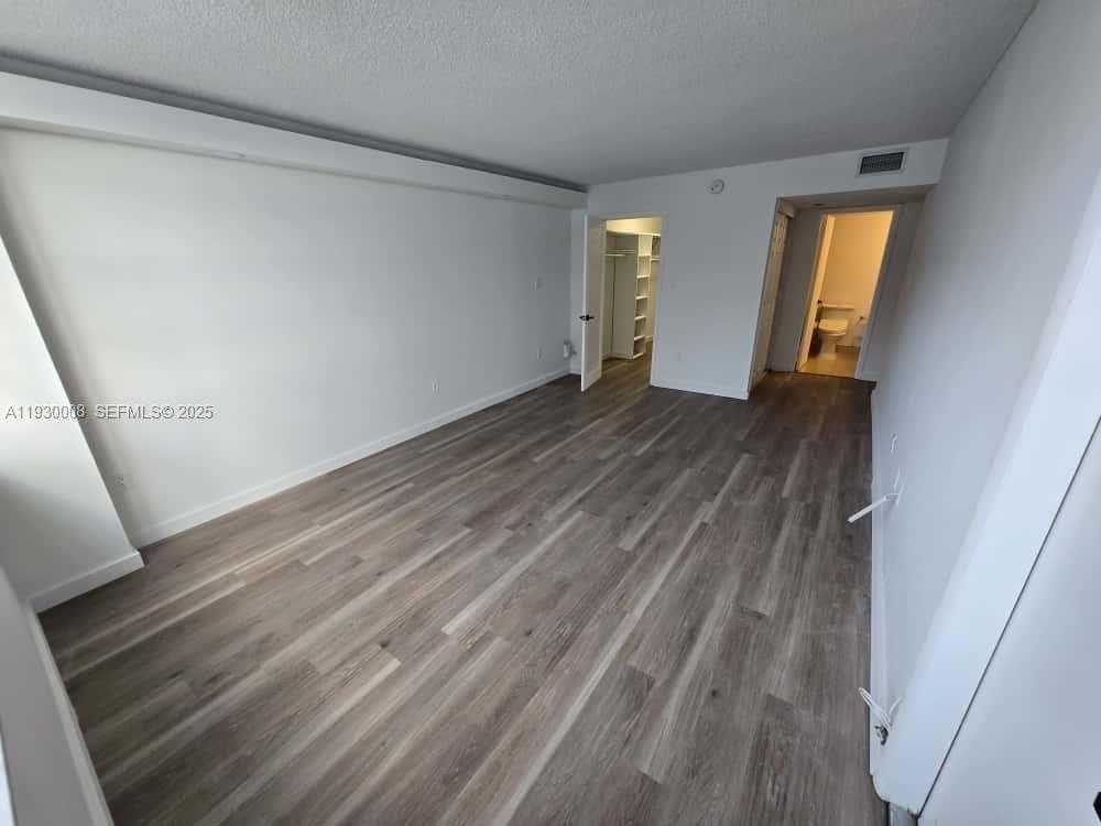Small Image of 18061 BISCAYNE BLVD #1201, Aventura Number 15