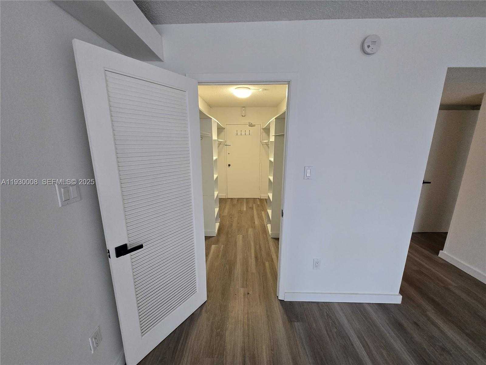 Small Image of 18061 BISCAYNE BLVD #1201, Aventura Number 17